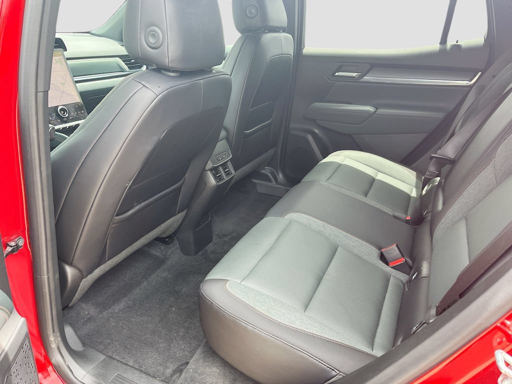 Used 2026 GMC Terrain AT4 w/ Convenience Package III AWD/4WD image 24