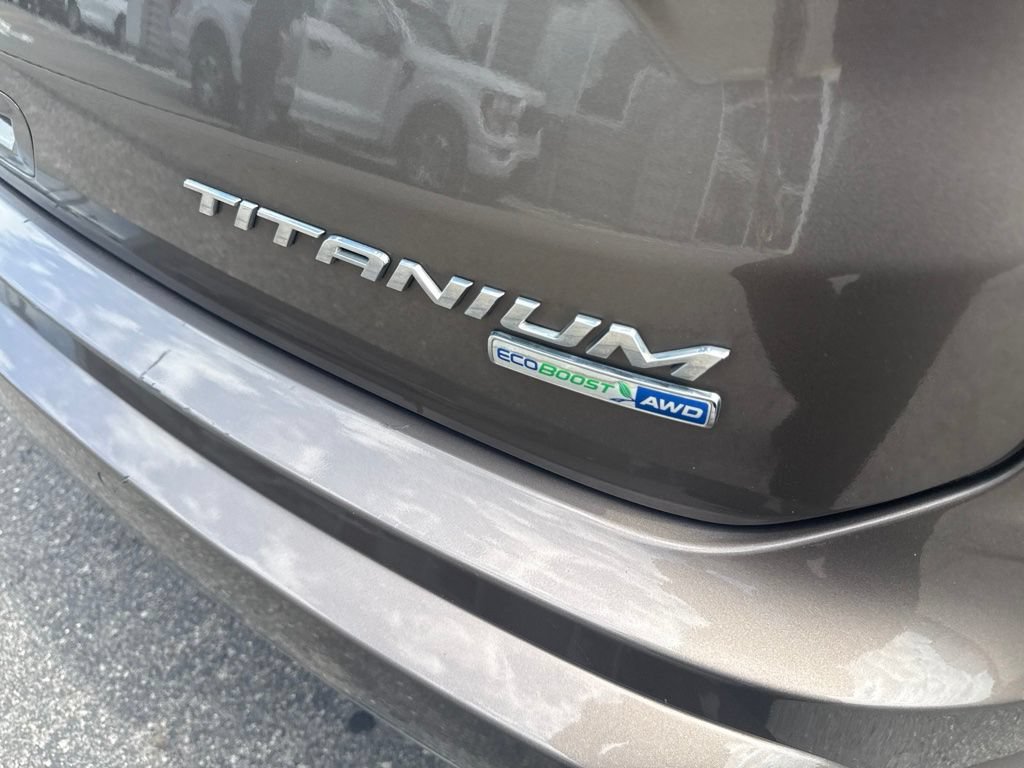 Used 2019 Ford Edge Titanium w/ Equipment Group 301A AWD/4WD image 6