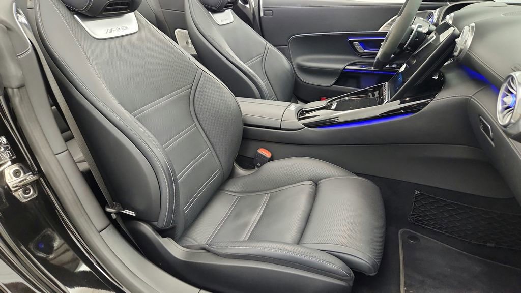 Used 2023 Mercedes-Benz SL 63 AMG 4MATIC image 40