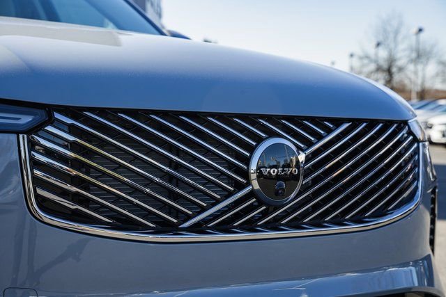 New 2026 Volvo XC90 T8 Ultra w/ Protection Package Premier image 12