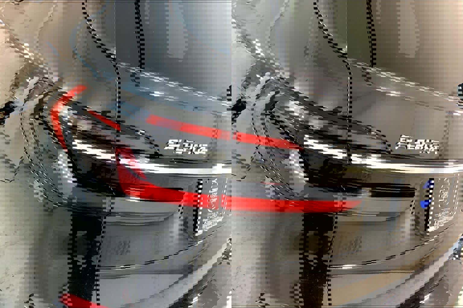 Used 2024 BMW ALPINA XB7 ALPINA XB7 image 29