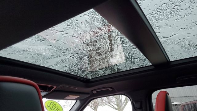 Used 2022 Land Rover Range Rover Sport SVR image 7