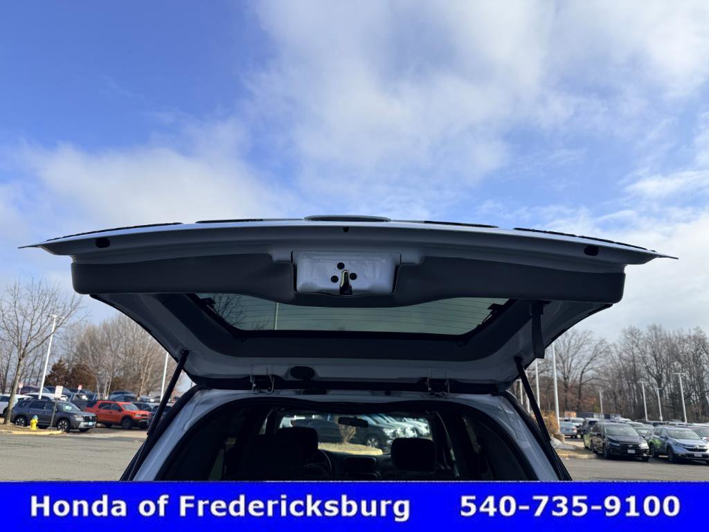 Used 2003 Chevrolet TrailBlazer LS w/ Preferred Equipment Group image 8