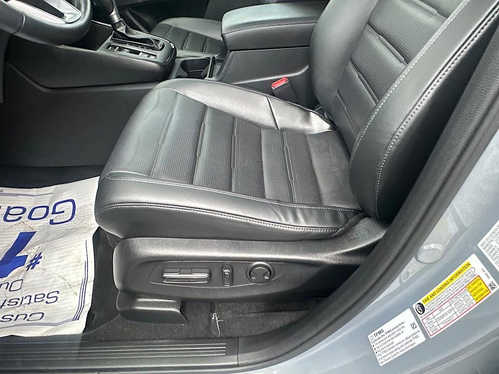 Used 2023 Honda CR-V EX-L image 15