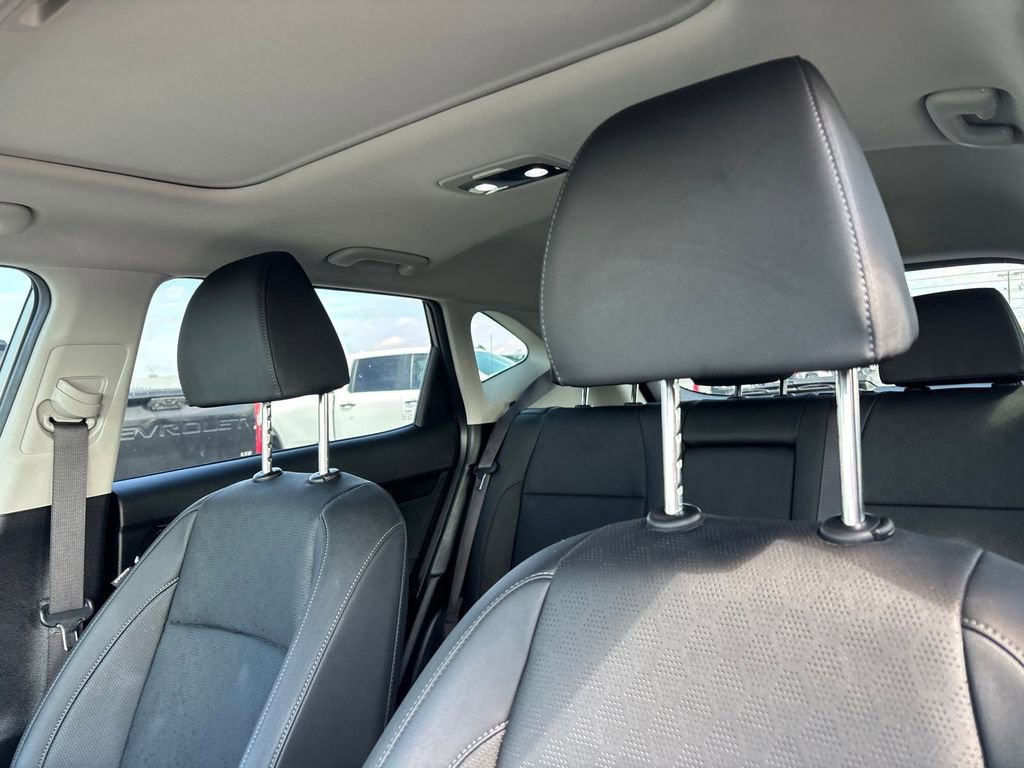 Used 2023 Kia Seltos EX image 12