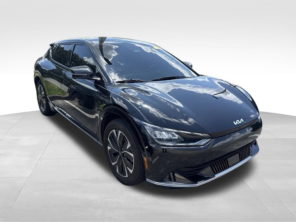Used 2024 Kia EV6 Wind w/ Wind Technology Package AWD/4WD image 17