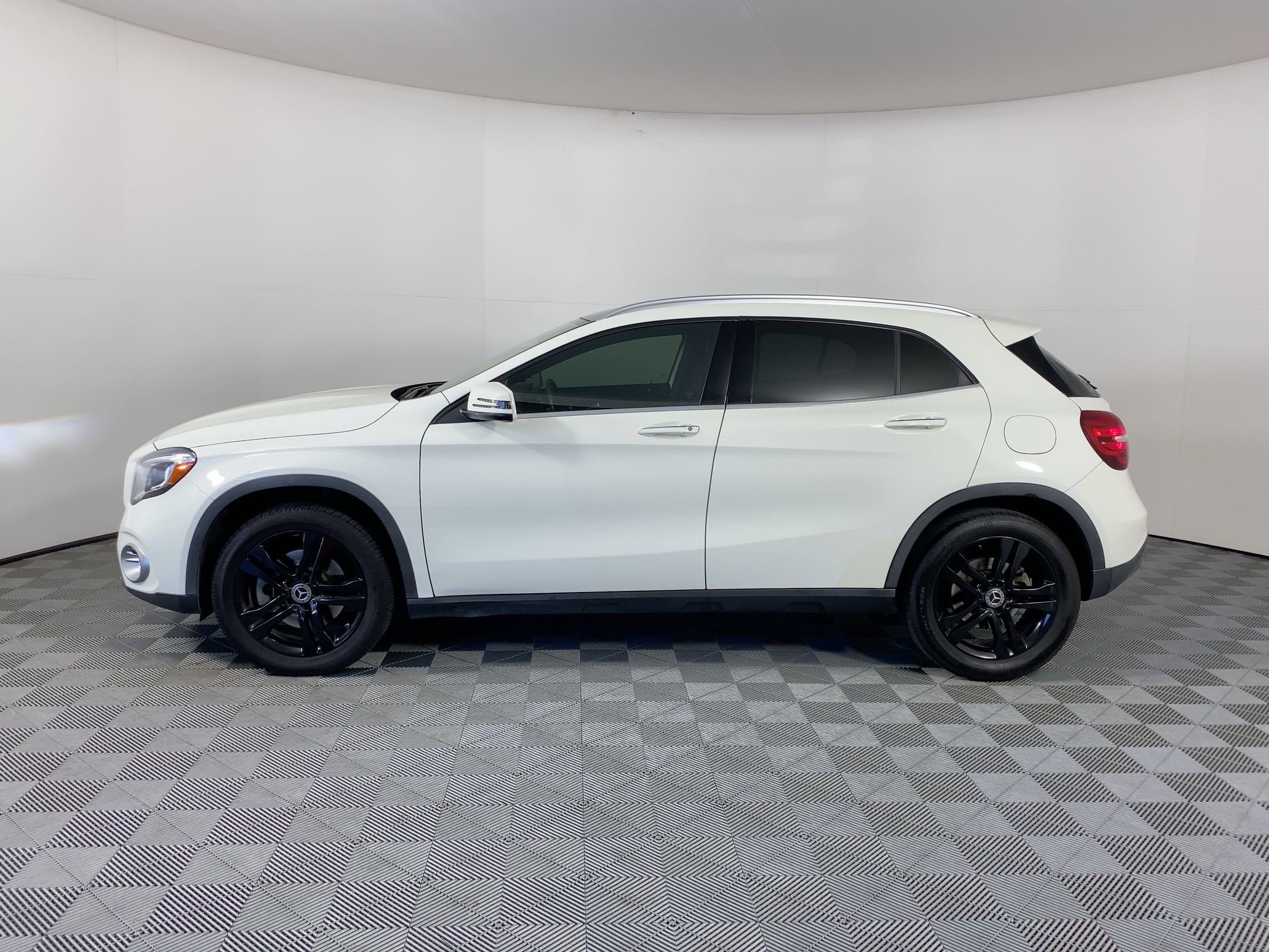 Used 2018 Mercedes-Benz GLA 250 image 2