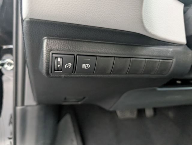 New 2026 Toyota Corolla SE FWD image 16