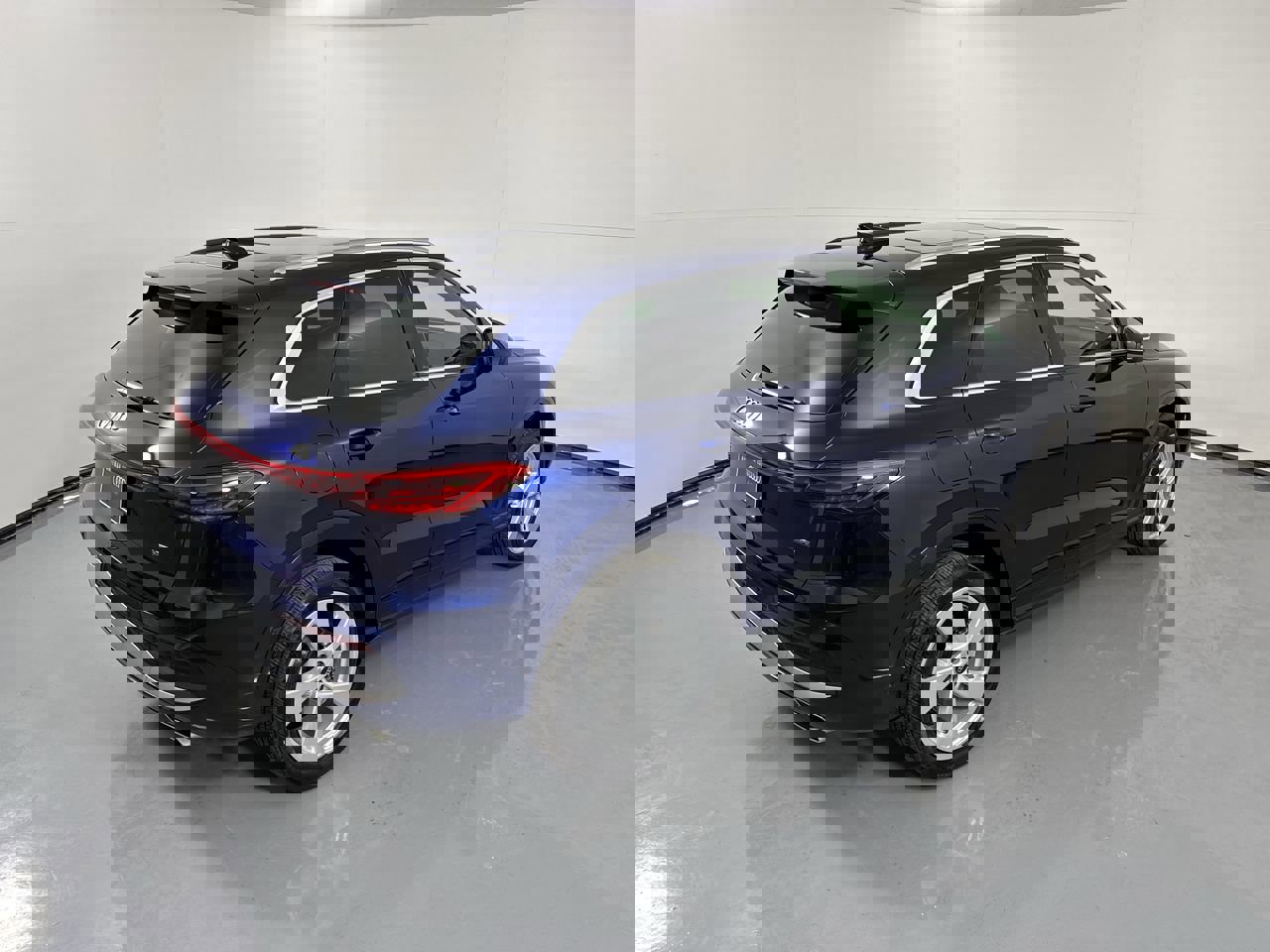 Used 2025 Audi Q5 Premium Plus w/ Premium Plus image 36