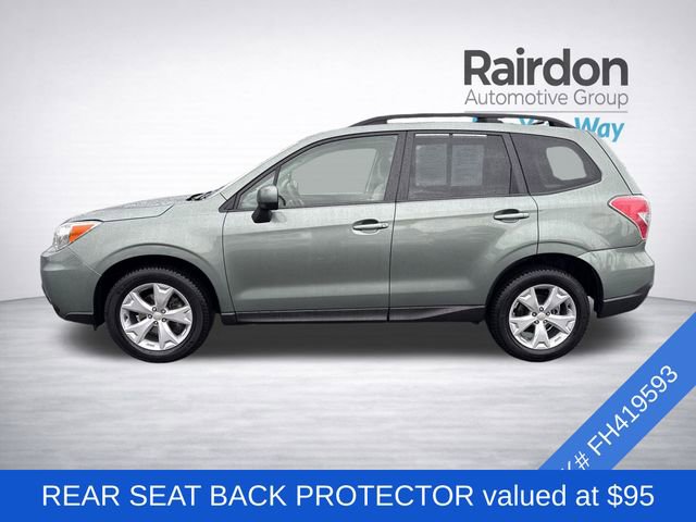 Used 2015 Subaru Forester 2.5i Premium w/ All-Weather Package AWD/4WD image 4