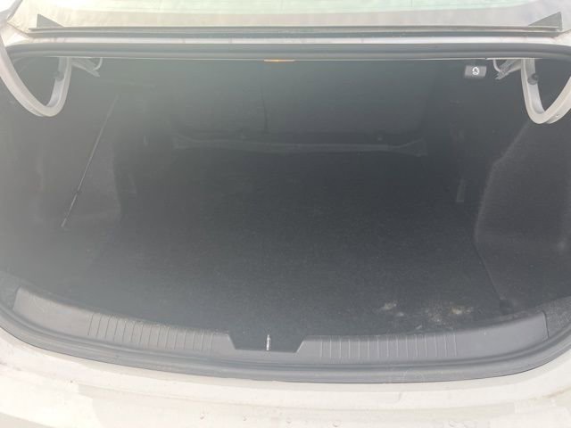 Used 2020 Chevrolet Malibu LT w/ Fleet LT Safety Plus Package image 4