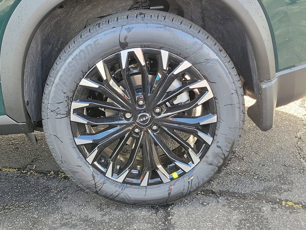 New 2026 Nissan Rogue SV image 14