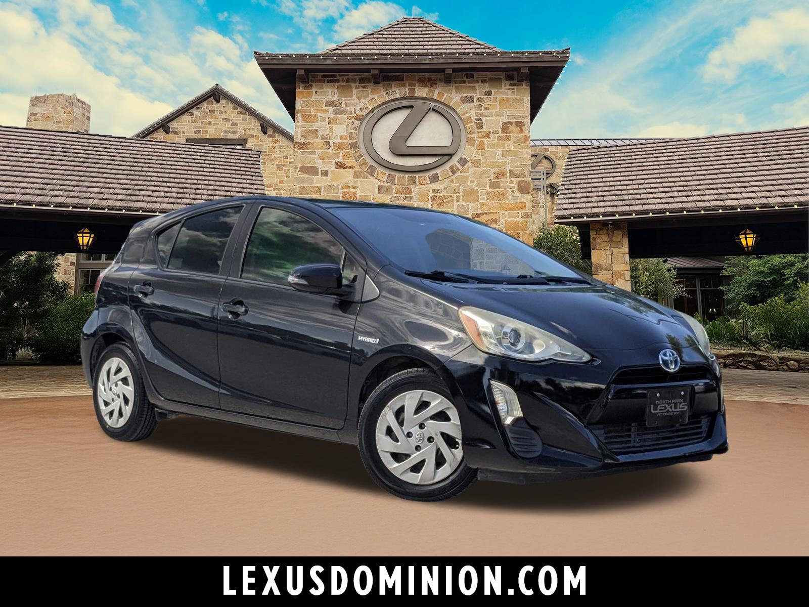 Used 2016 Toyota Prius C Two FWD image 1