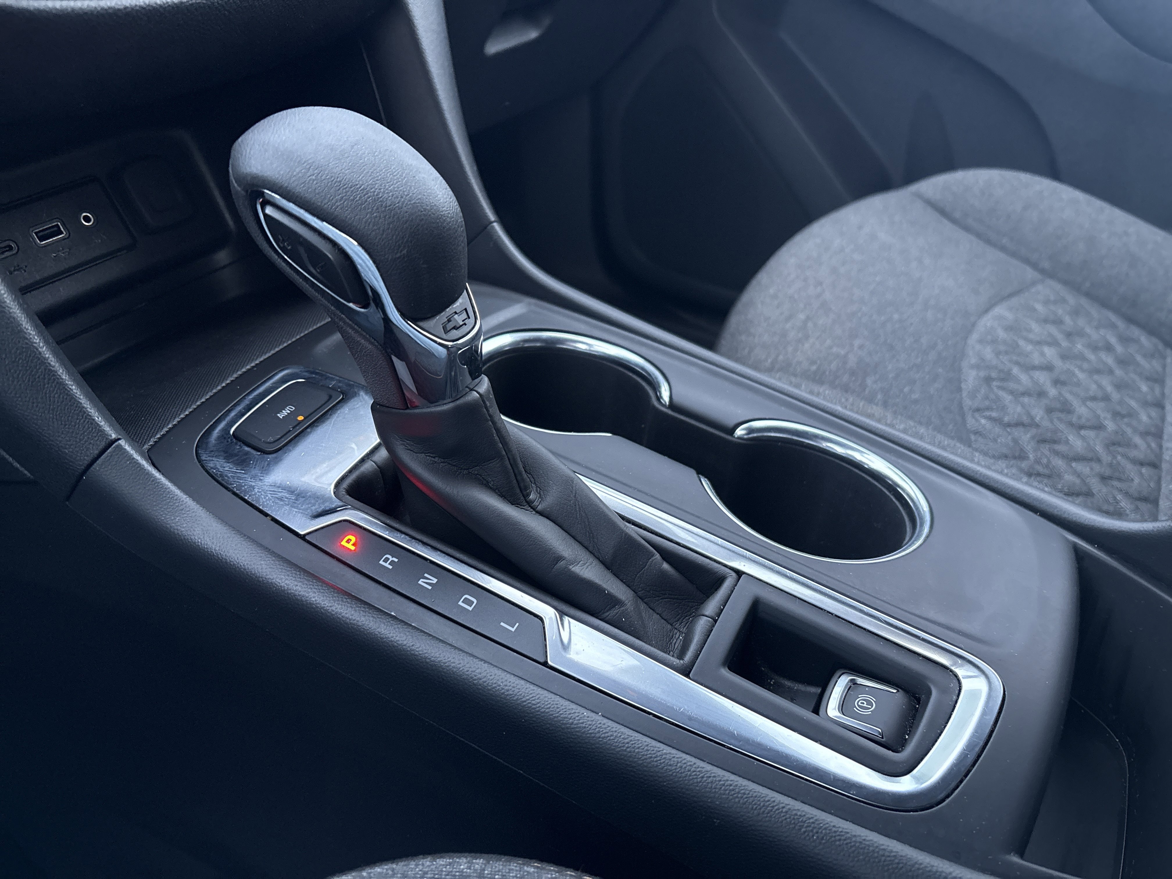 Used 2024 Chevrolet Equinox LT image 23