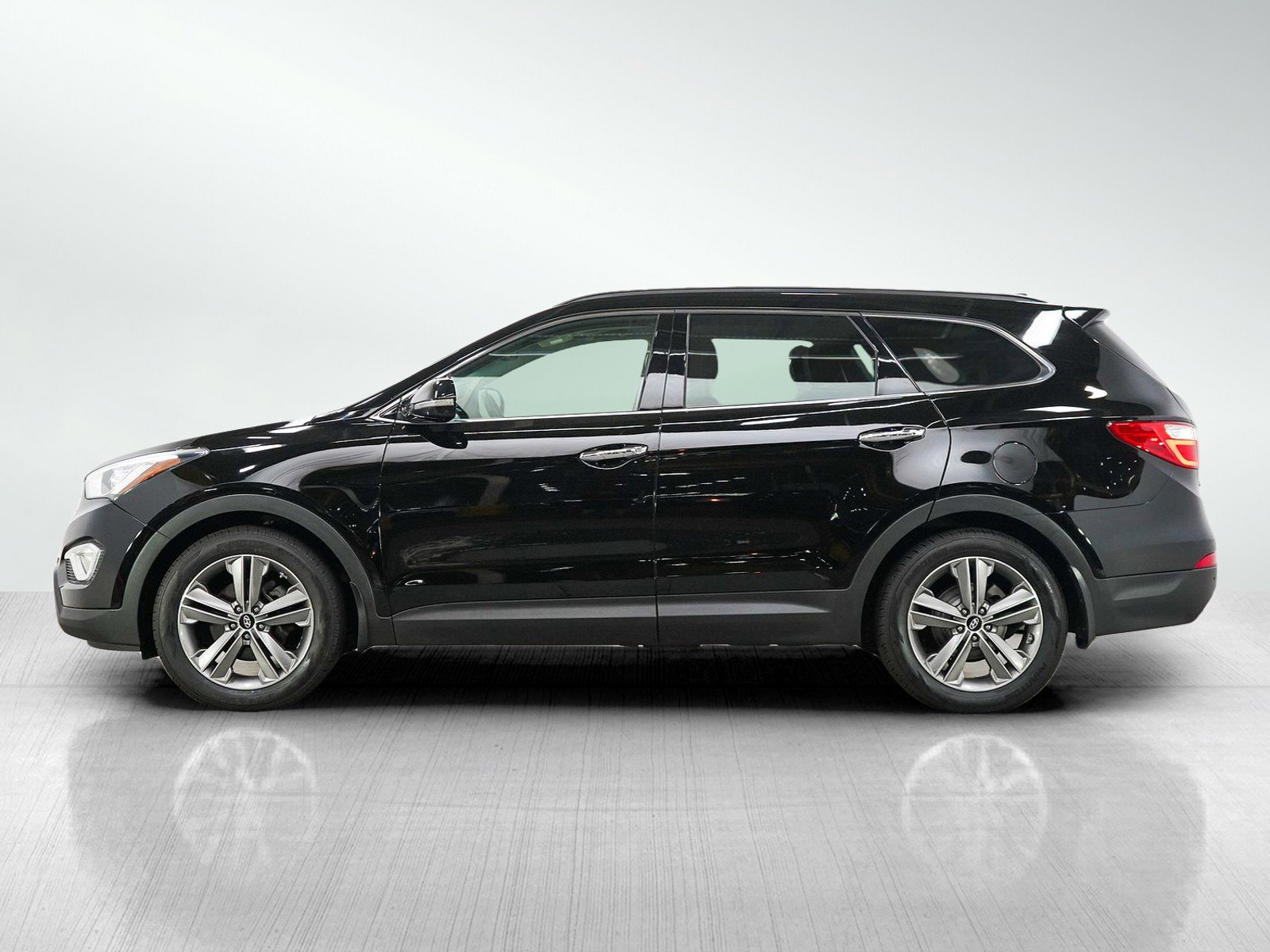 Used 2014 Hyundai Santa Fe Limited AWD/4WD image 2