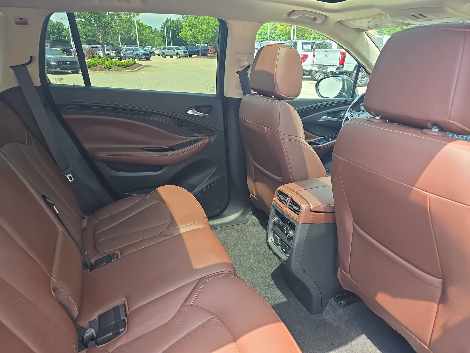 Used 2017 Buick Envision Essence w/ LPO, Cargo Package FWD image 11