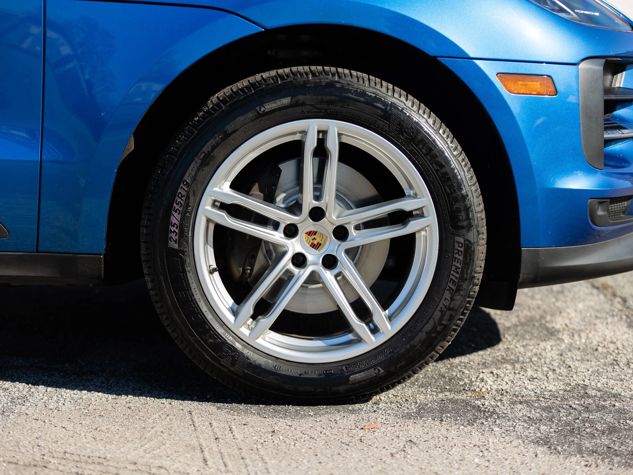 Used 2020 Porsche Macan image 14