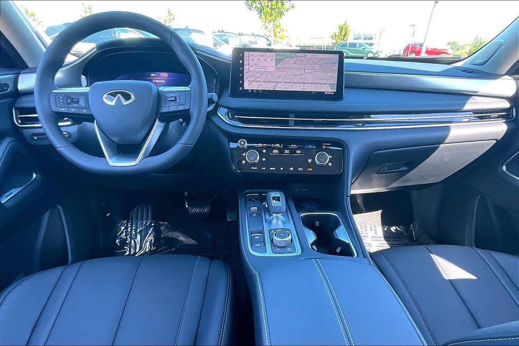 New 2027 INFINITI QX60 Luxe FWD image 5