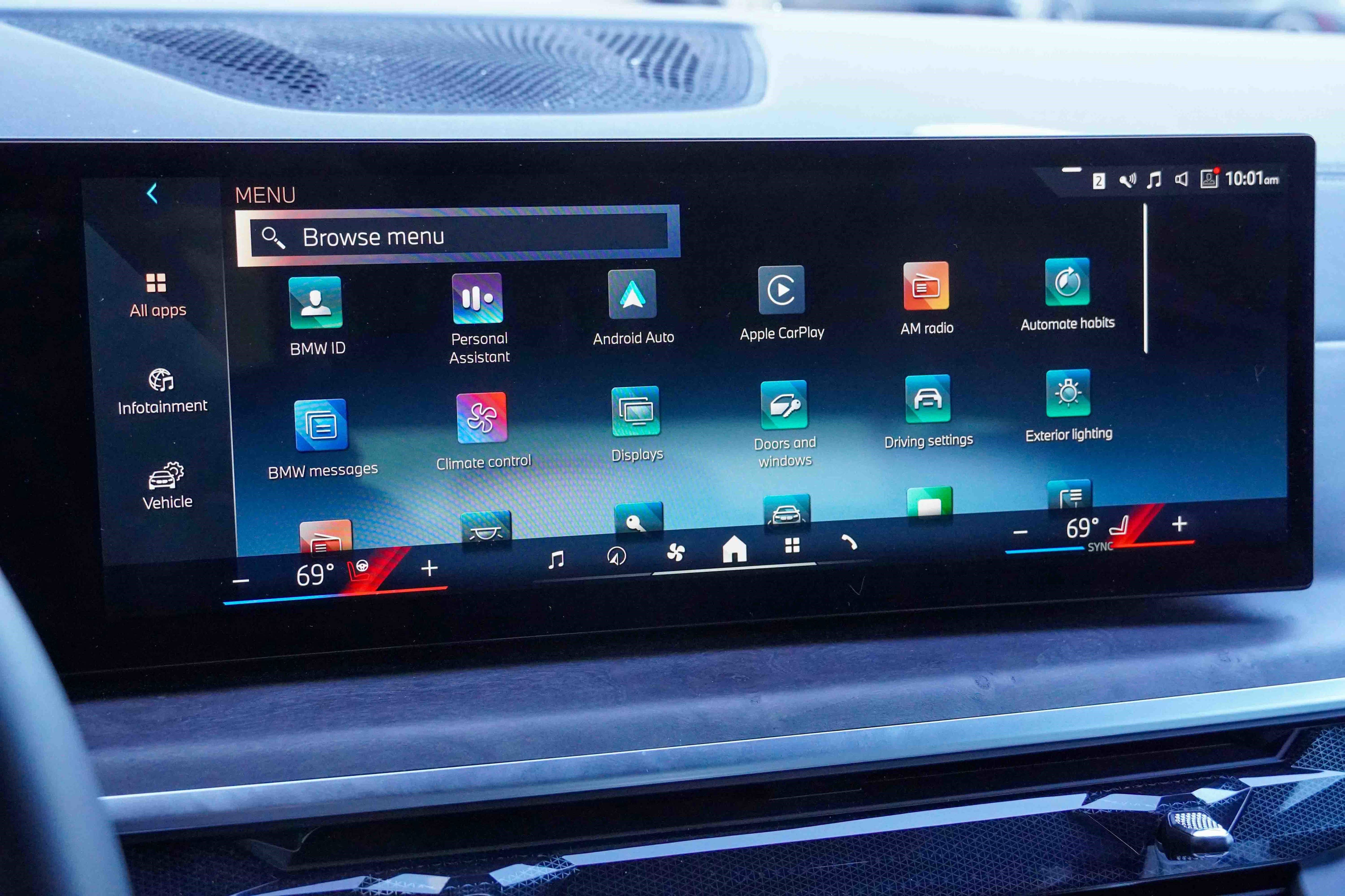 Used 2025 BMW X5 sDrive40i w/ Premium Package image 25