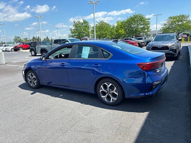 Used 2020 Kia Forte LXS FWD image 13