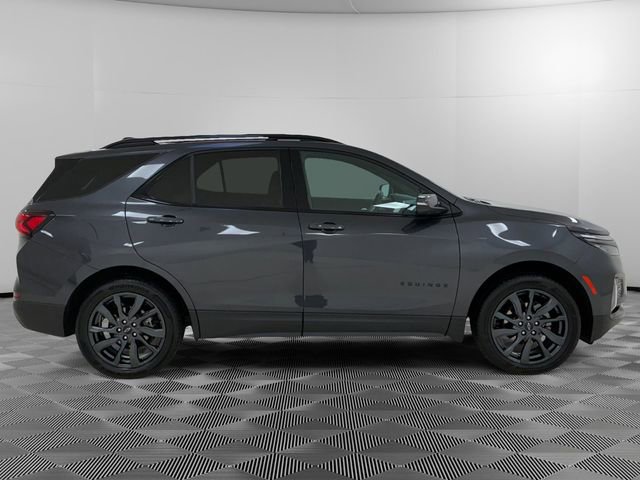 Certified 2023 Chevrolet Equinox RS w/ RS Leather Package AWD/4WD image 6