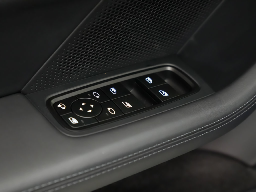 New 2026 Porsche Taycan AWD/4WD image 24
