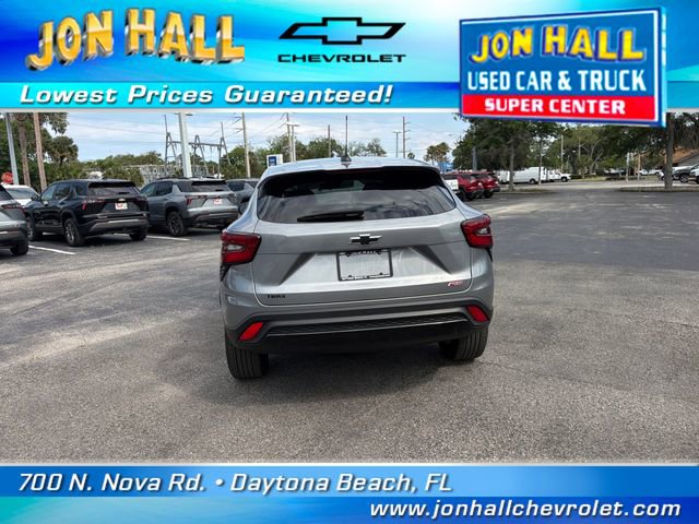 Used 2025 Chevrolet Trax RS w/ Driver Confidence Package FWD image 9
