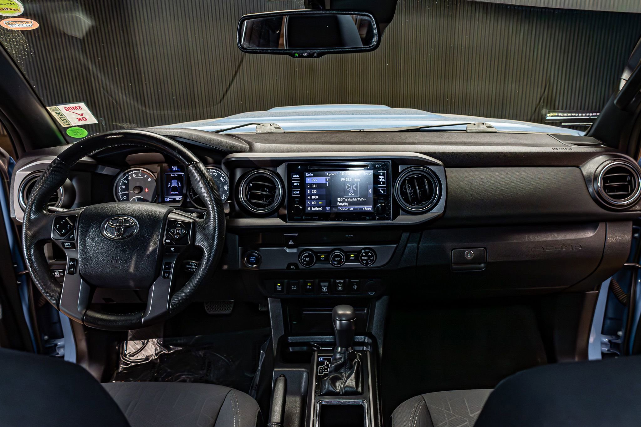 Used 2019 Toyota Tacoma TRD Sport w/ Technology Package RWD image 16