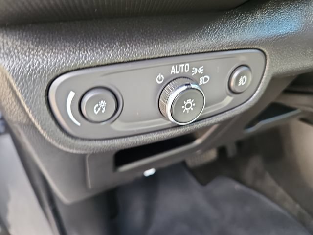 Used 2023 Chevrolet TrailBlazer LT w/ Convenience Package AWD/4WD image 17