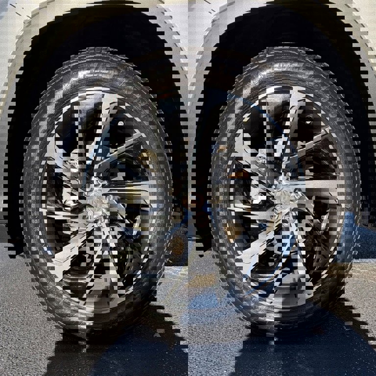 Used 2017 Lexus RX 450h AWD image 17