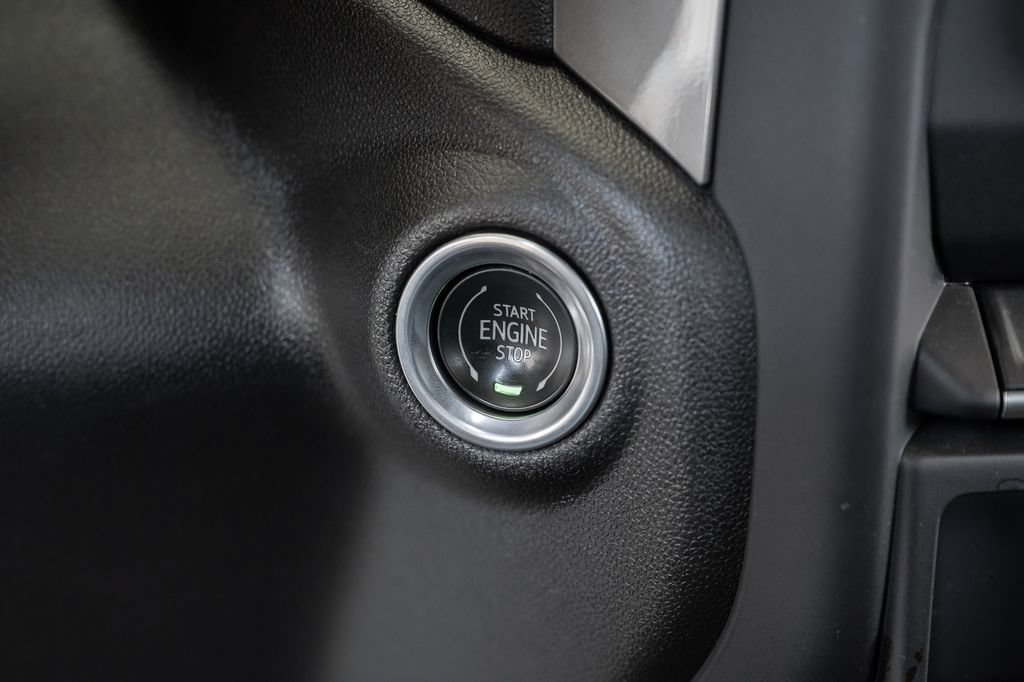 Used 2022 Chevrolet Silverado 1500 Custom RWD image 26