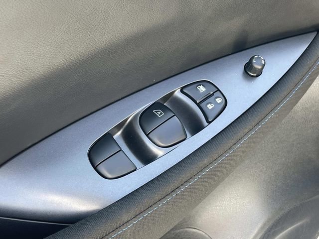 Certified 2023 Nissan Leaf S image 17