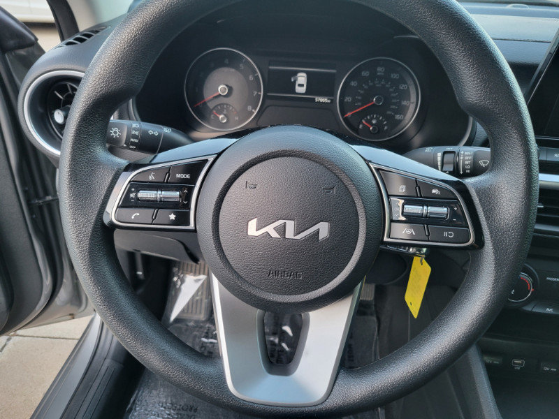 Used 2023 Kia Forte LXS FWD image 30