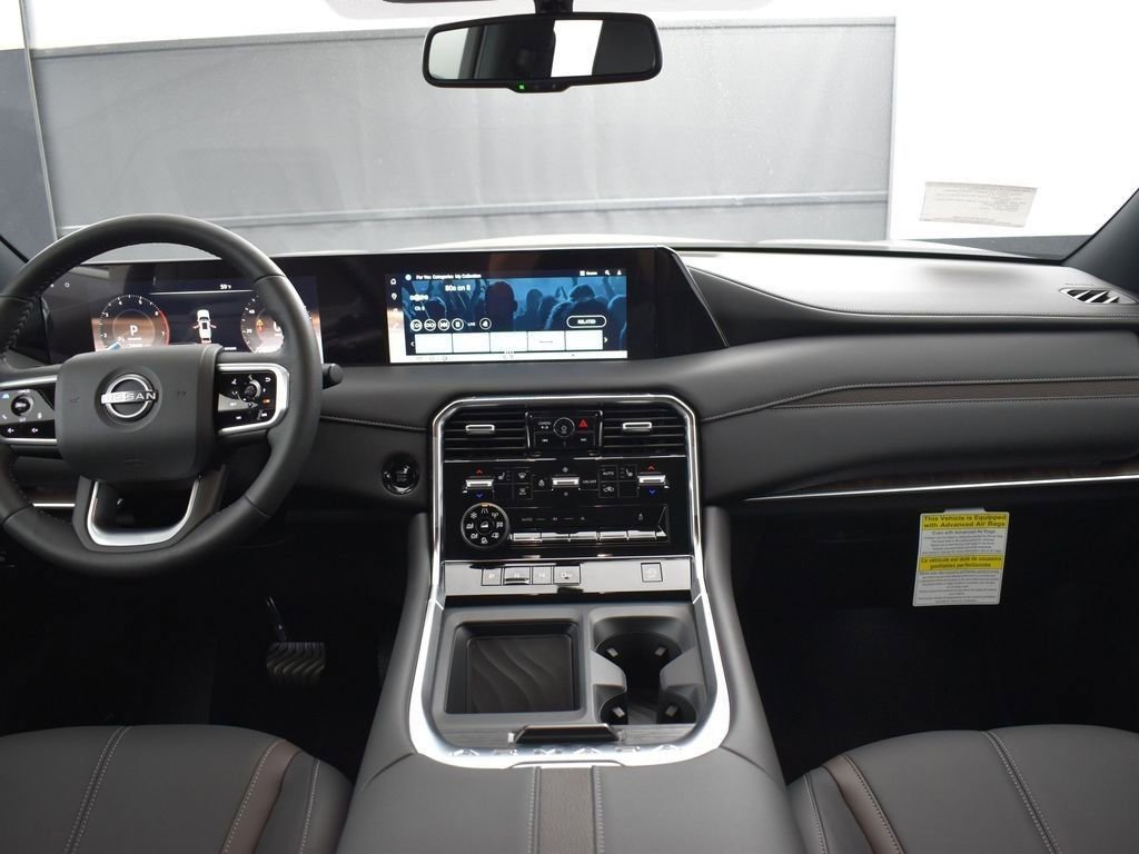 New 2025 Nissan Armada SL w/ Convenience Package image 9
