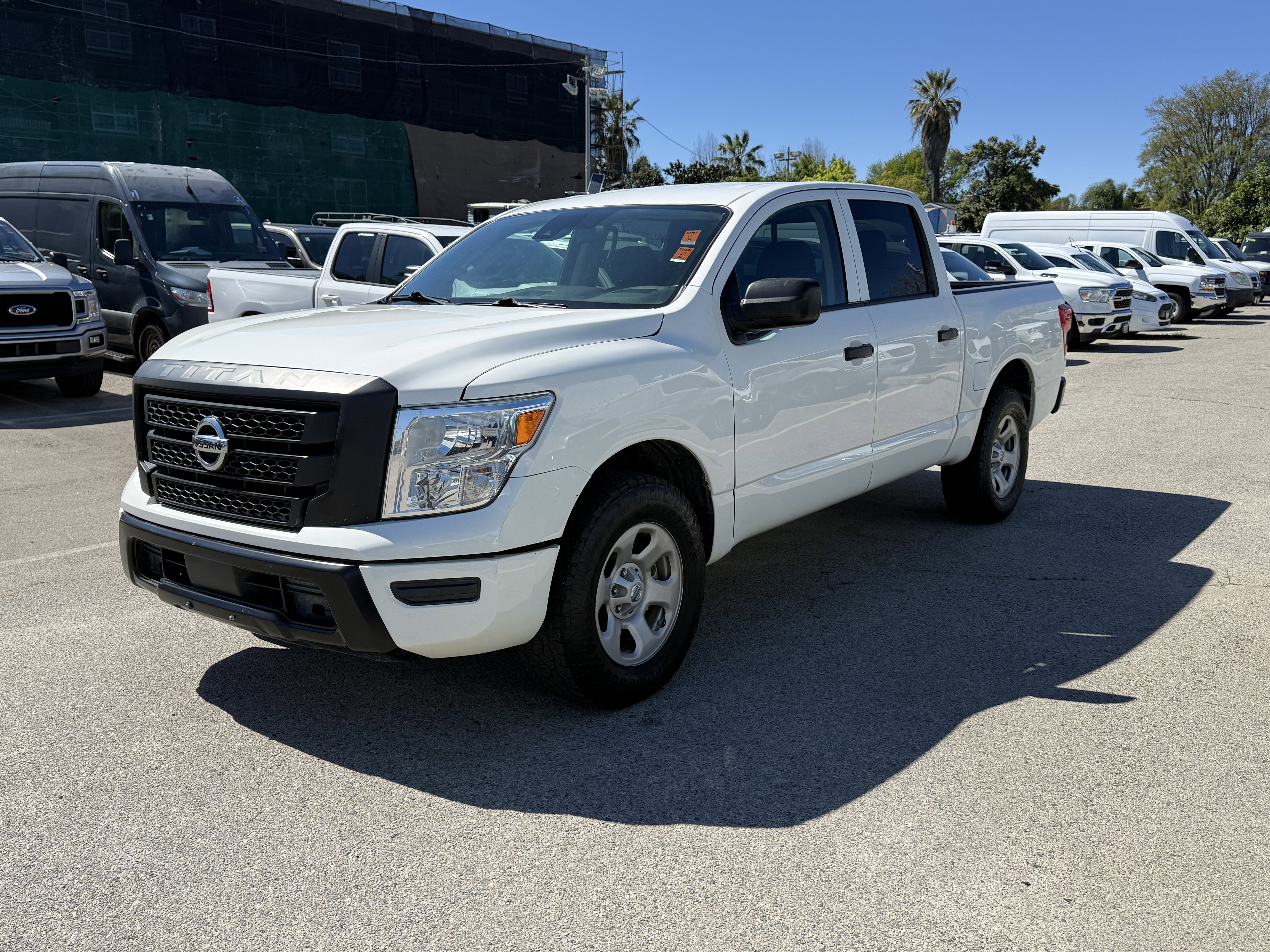 Used 2022 Nissan Titan S w/ S Utility Package image 2