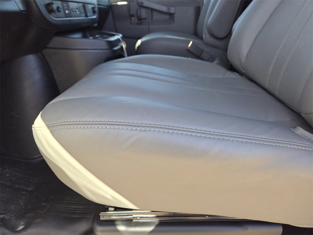 New 2025 Chevrolet Express 2500 w/ Driver Convenience Package image 13