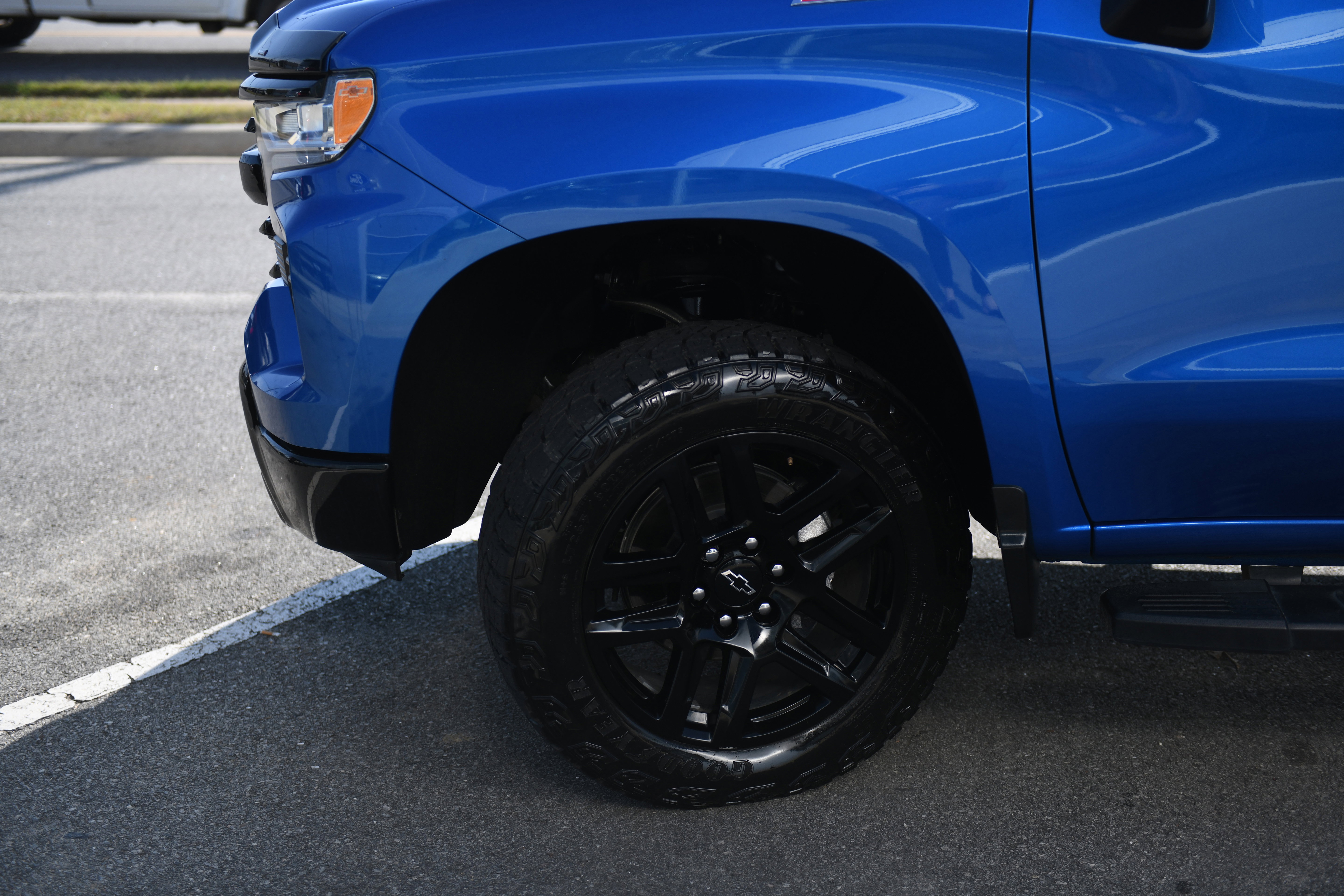 Used 2023 Chevrolet Silverado 1500 LT Trail Boss image 8