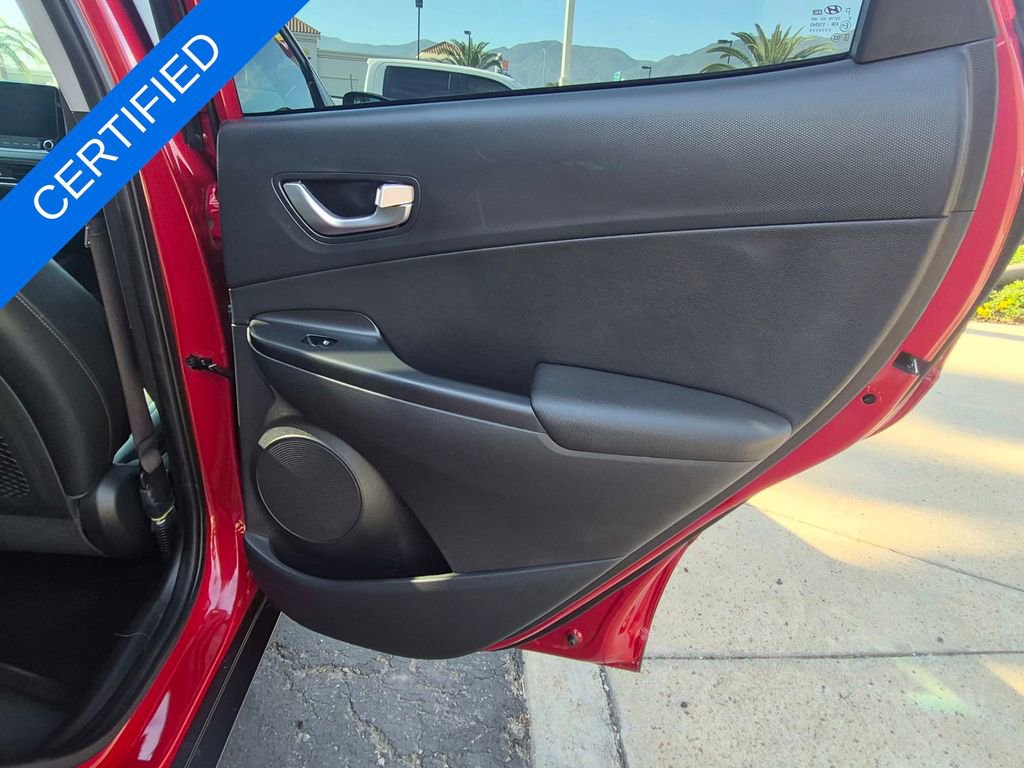 Used 2023 Hyundai Kona Limited image 33