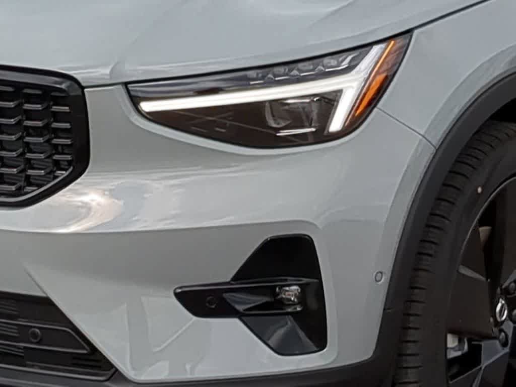 New 2026 Volvo XC40 B5 Ultra w/ Protection Package Premier AWD/4WD image 10