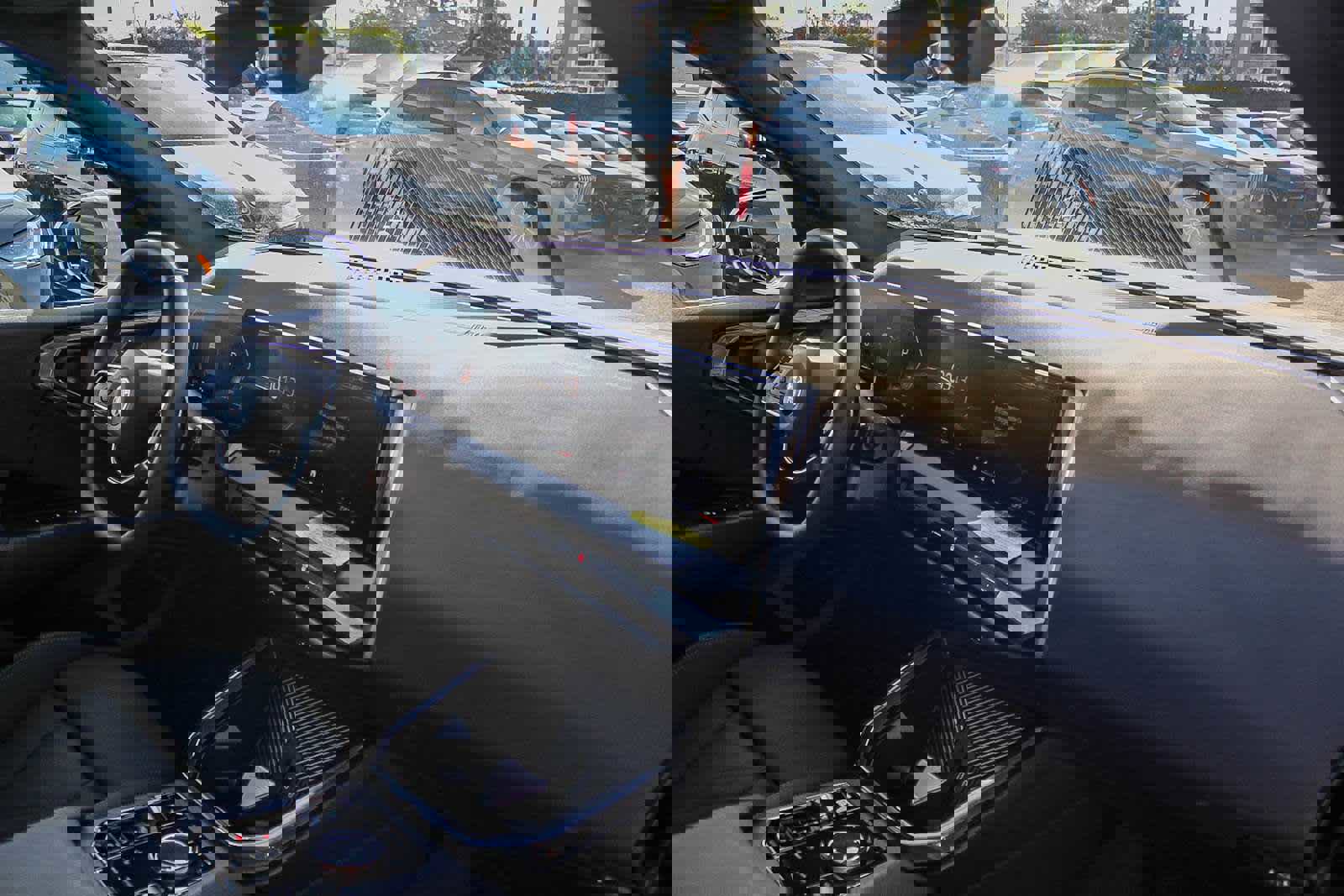 Used 2025 BMW X3 xDrive30i w/ Convenience Package image 16