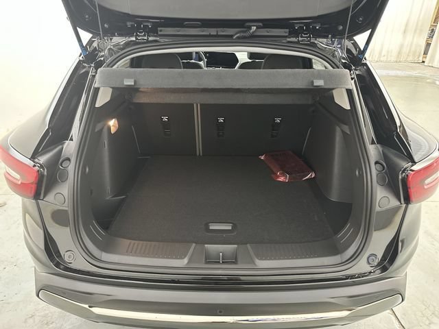 New 2026 Chevrolet Trax ACTIV w/ Driver Confidence Package FWD image 20