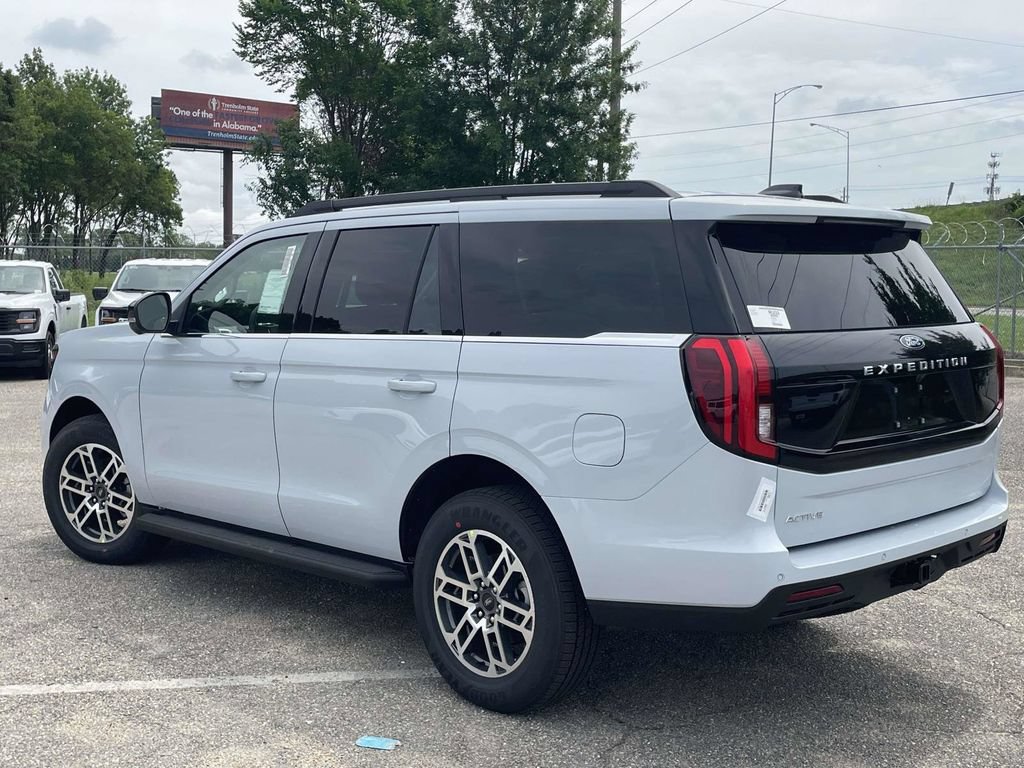 New 2026 Ford Expedition Active RWD image 5
