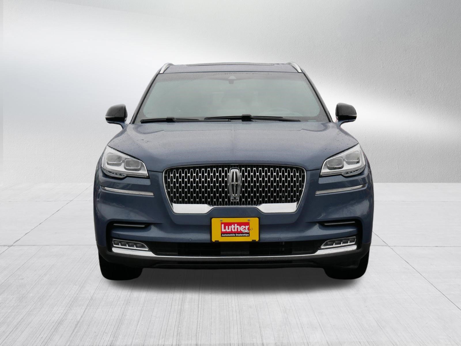 Used 2021 Lincoln Aviator Reserve w/ Equipment Group 202A image 2