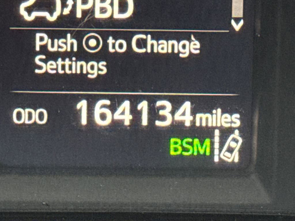 Used 2018 Toyota RAV4 XLE image 14