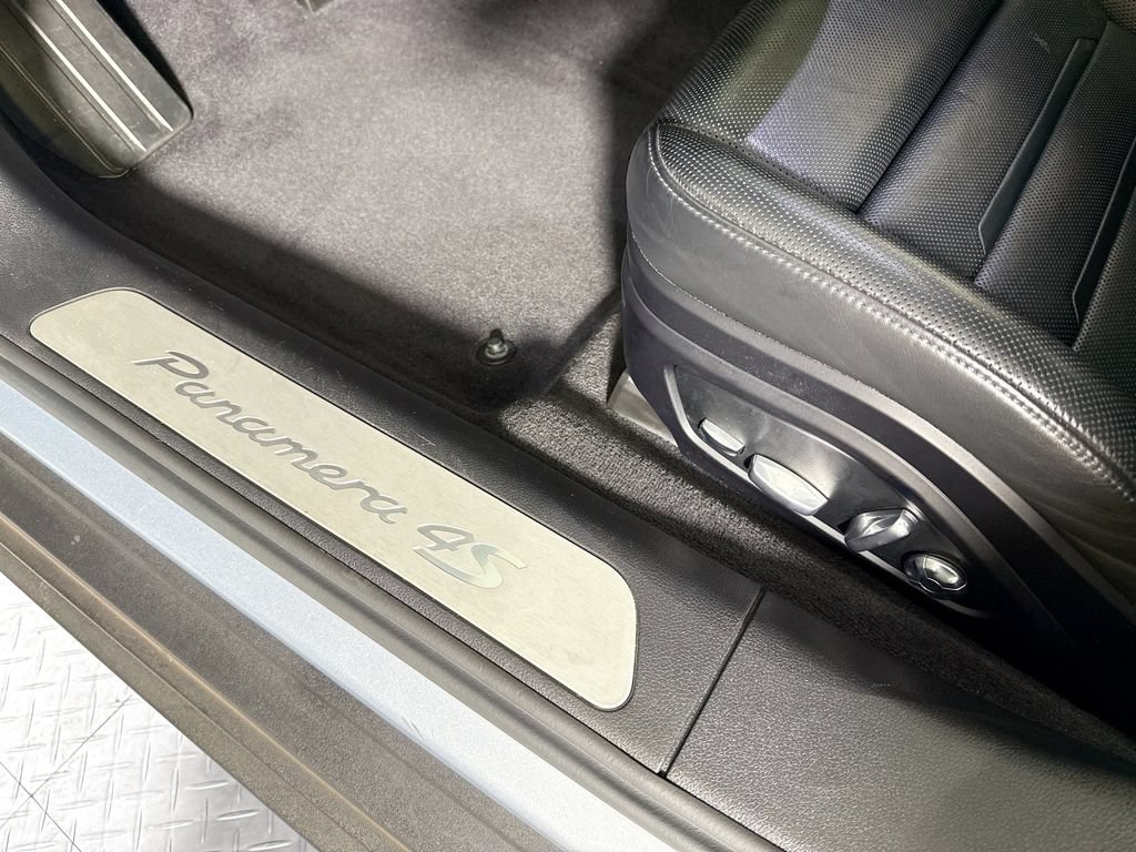 Certified 2021 Porsche Panamera 4S AWD/4WD image 23