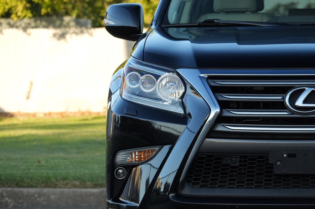 Used 2014 Lexus GX 460 w/ Premium Package AWD/4WD image 22