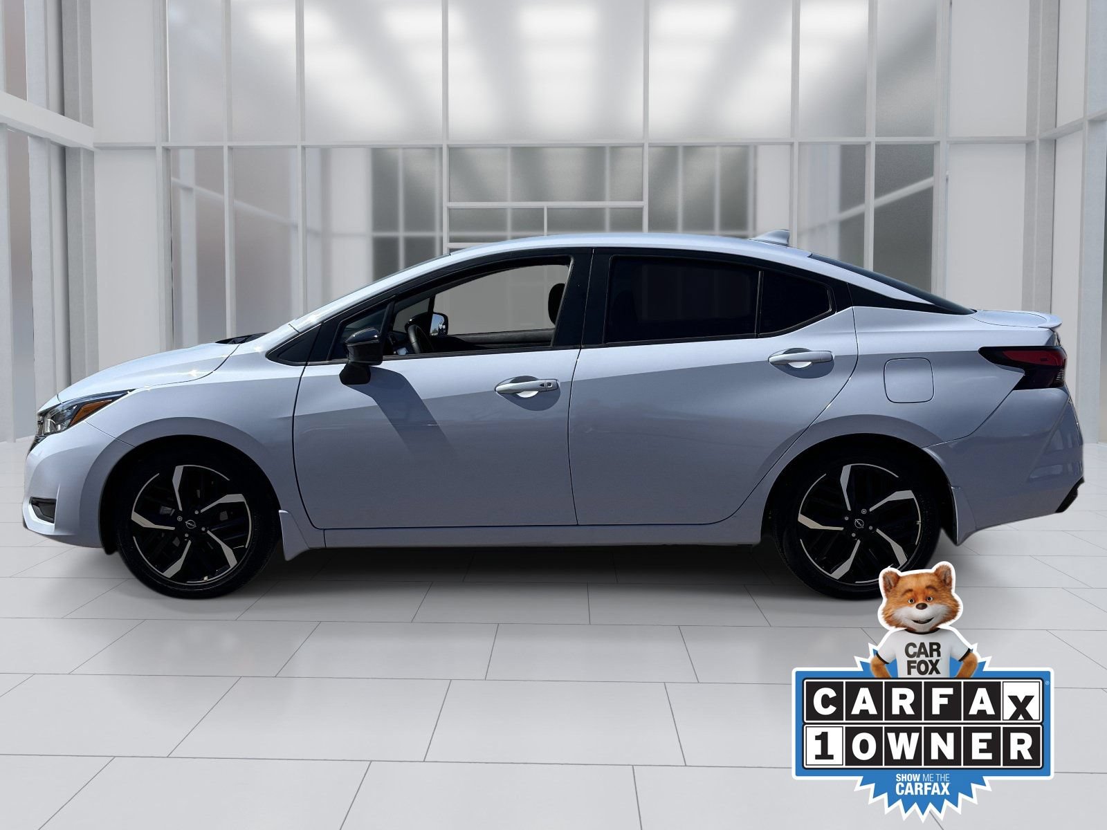 Certified 2025 Nissan Versa SR w/ Trunk Package FWD image 3
