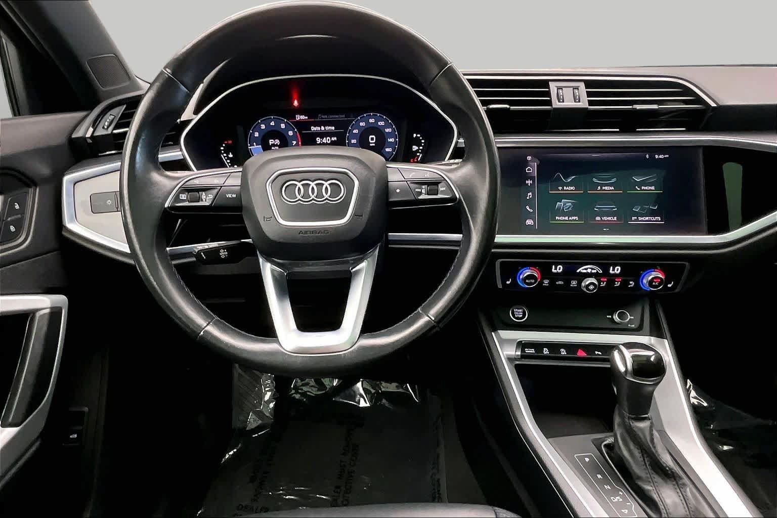 Used 2021 Audi Q3 2.0T Premium w/ Convenience Package AWD/4WD image 6
