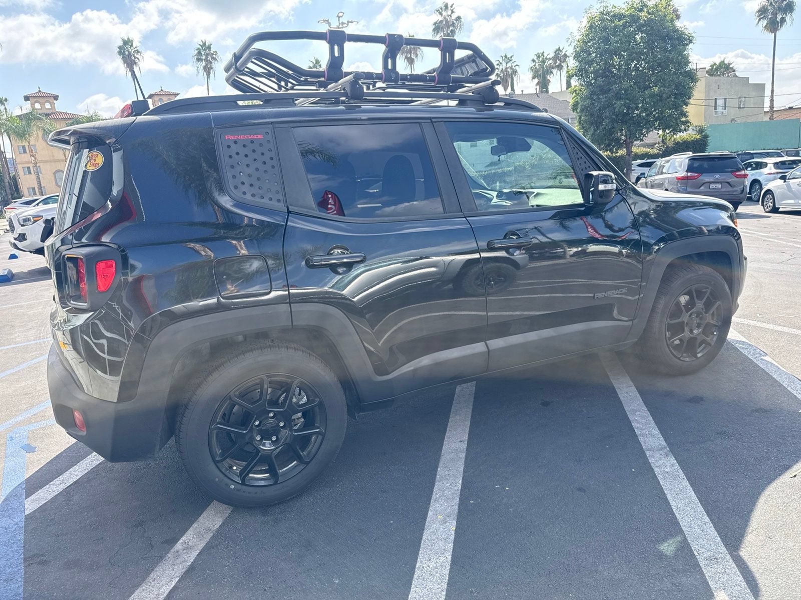 Used 2019 Jeep Renegade Altitude w/ Quick Order Package 2XM FWD image 2