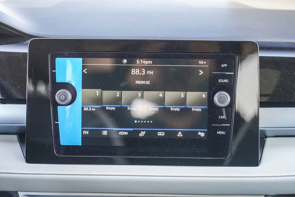 New 2025 Volkswagen Taos SE image 21